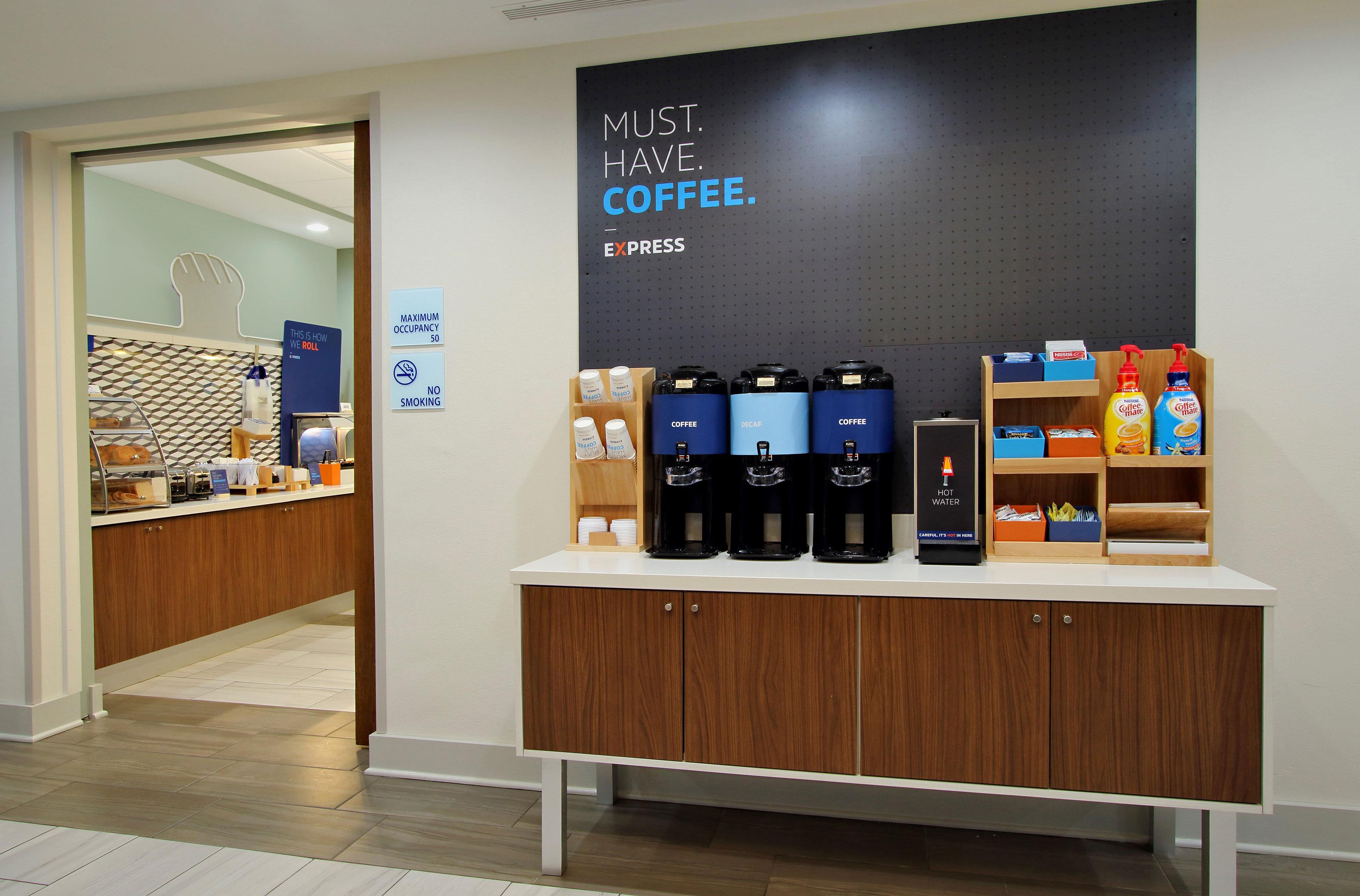 Holiday Inn Express Hotel & Suites West Chester By Ihg Concordville Extérieur photo