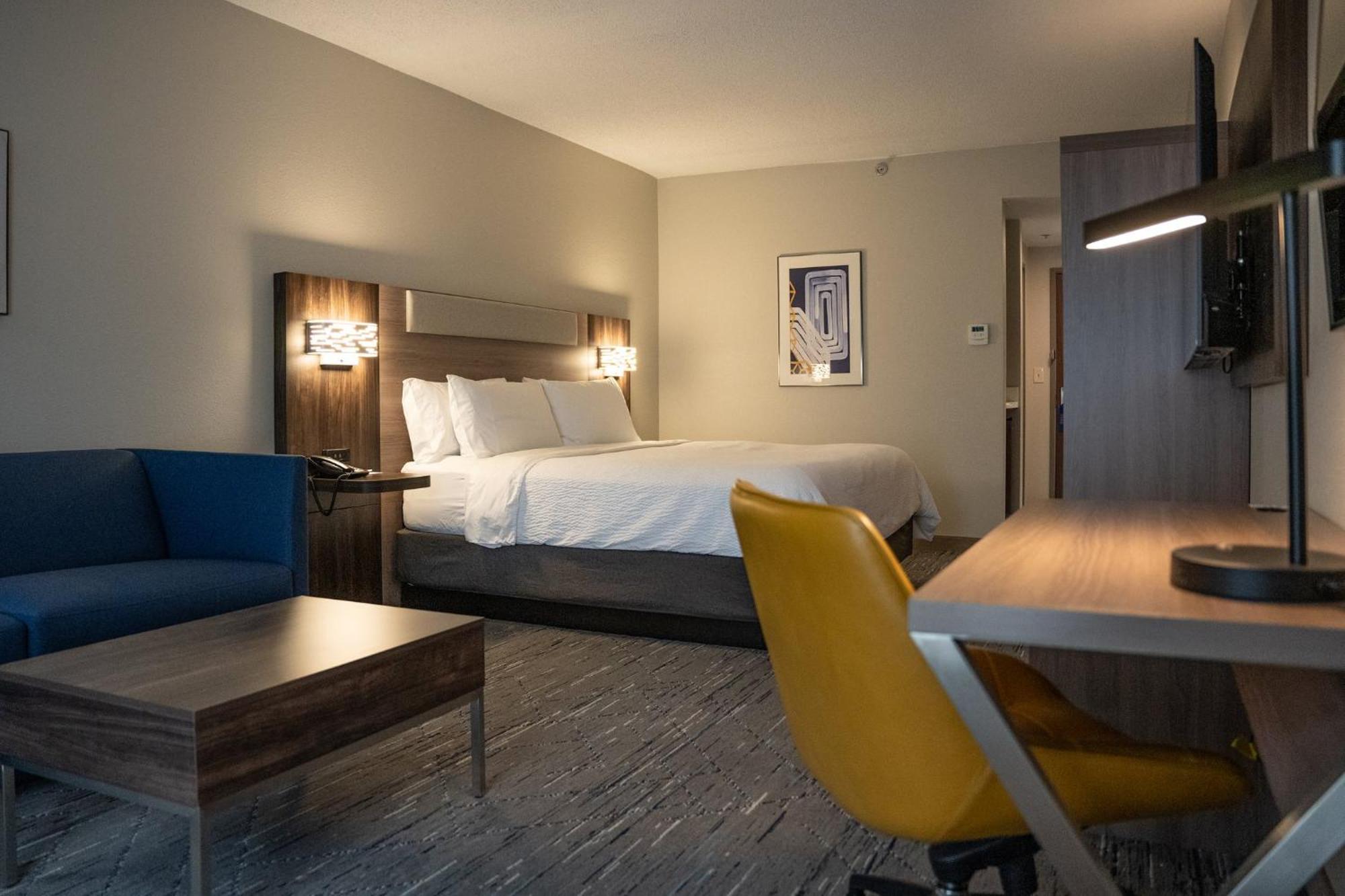 Holiday Inn Express Hotel & Suites West Chester By Ihg Concordville Extérieur photo