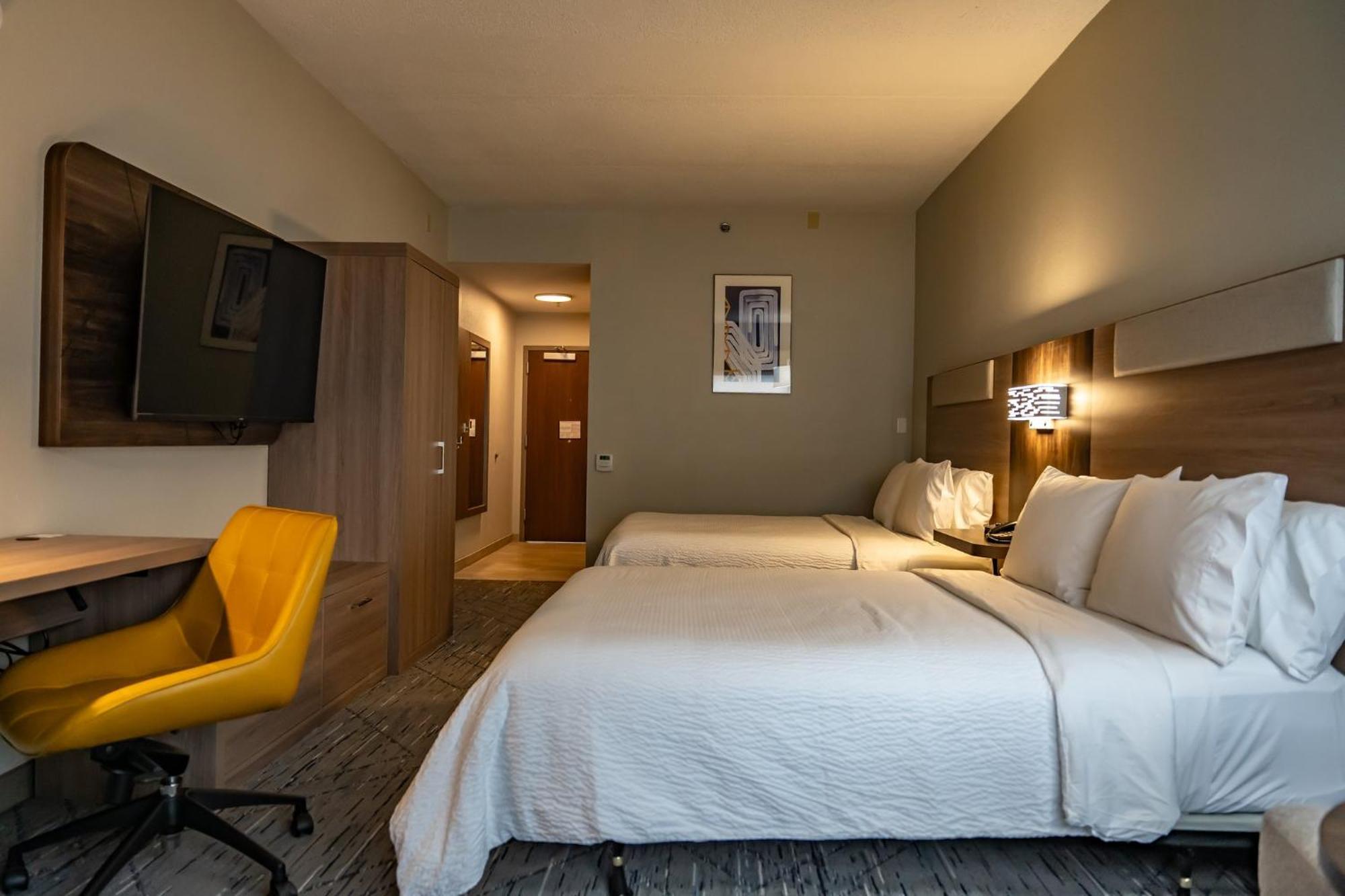 Holiday Inn Express Hotel & Suites West Chester By Ihg Concordville Extérieur photo