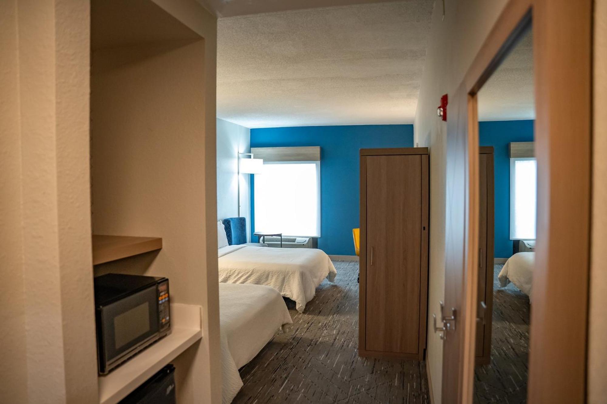 Holiday Inn Express Hotel & Suites West Chester By Ihg Concordville Extérieur photo