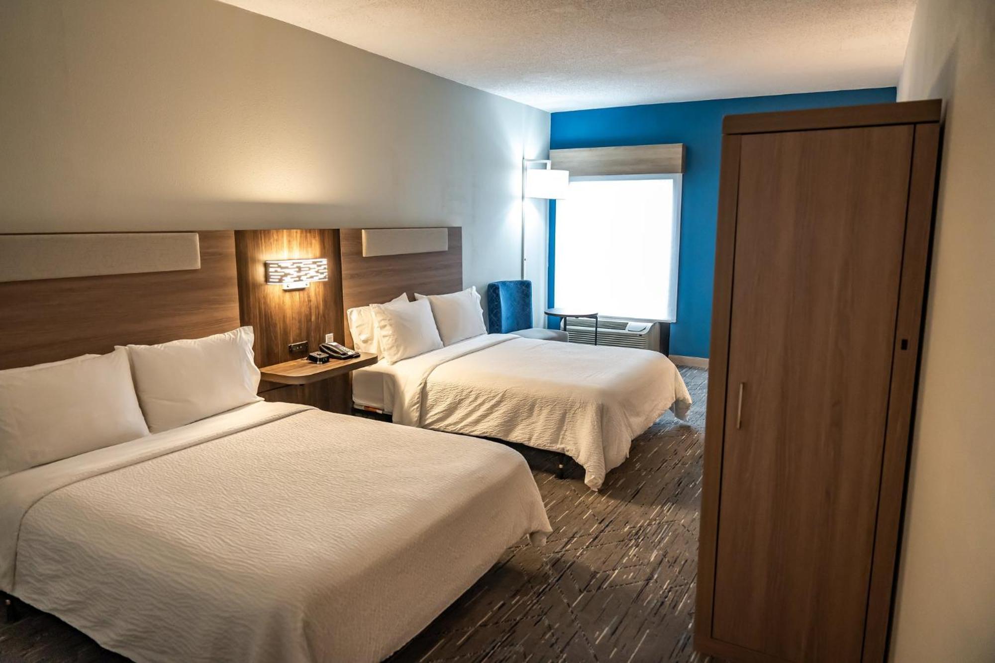 Holiday Inn Express Hotel & Suites West Chester By Ihg Concordville Extérieur photo