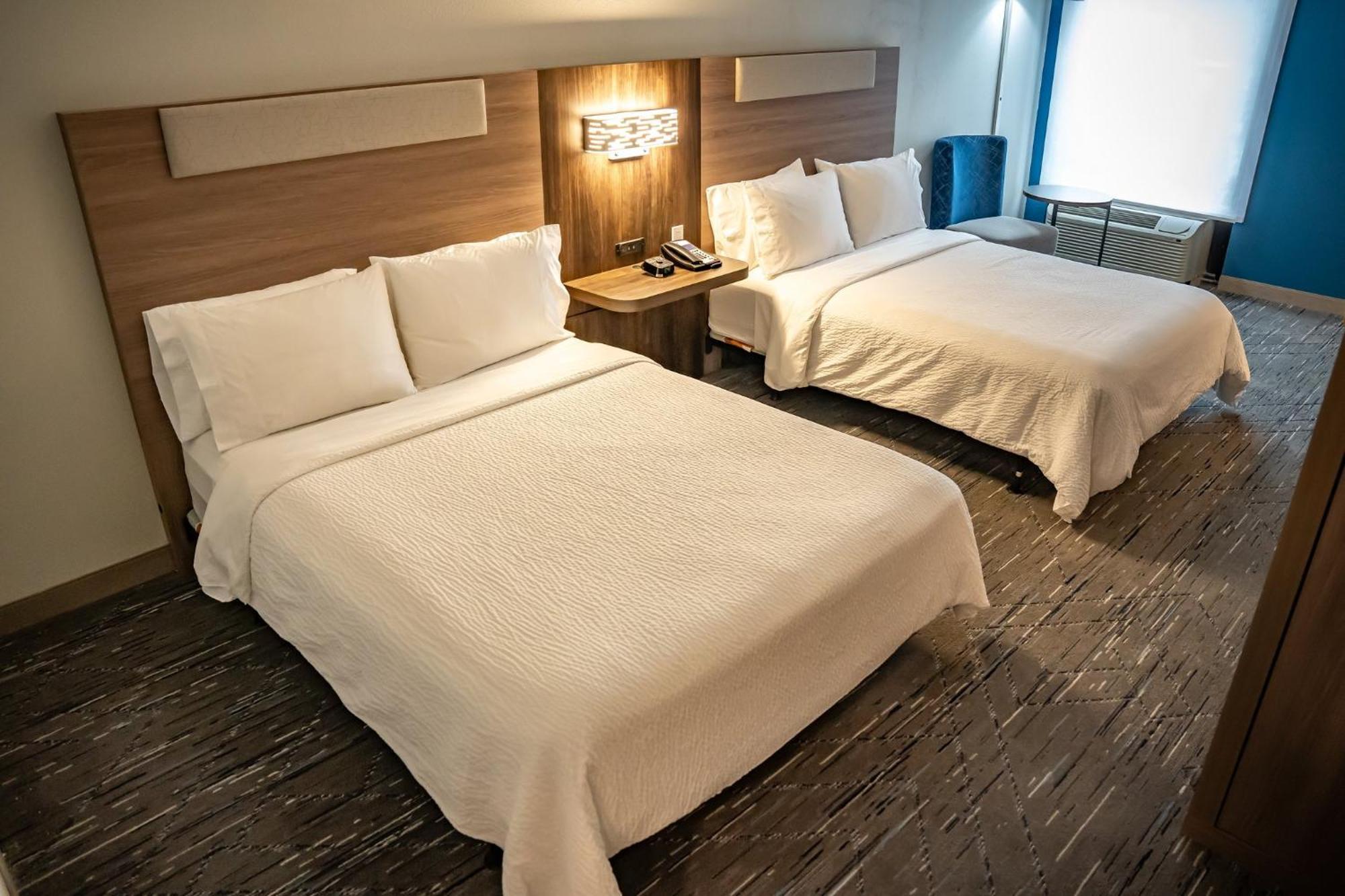 Holiday Inn Express Hotel & Suites West Chester By Ihg Concordville Extérieur photo