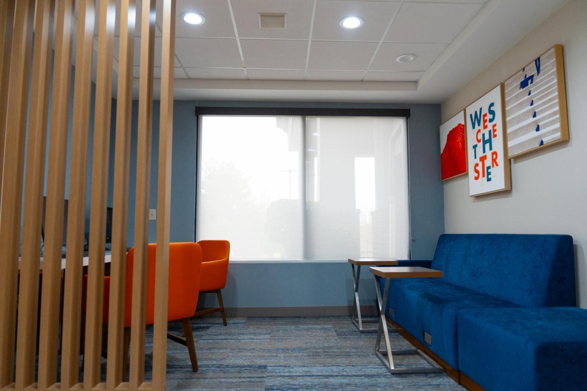 Holiday Inn Express Hotel & Suites West Chester By Ihg Concordville Extérieur photo