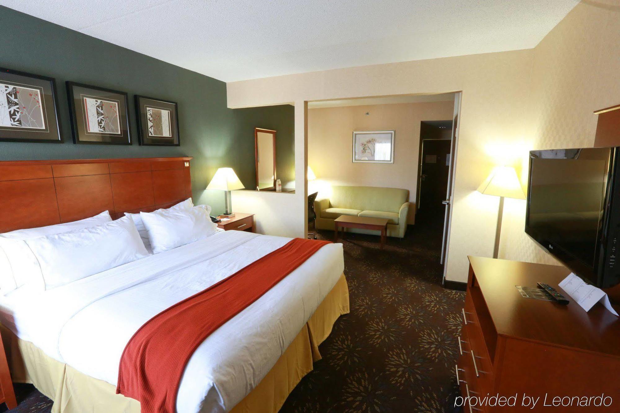 Holiday Inn Express Hotel & Suites West Chester By Ihg Concordville Extérieur photo