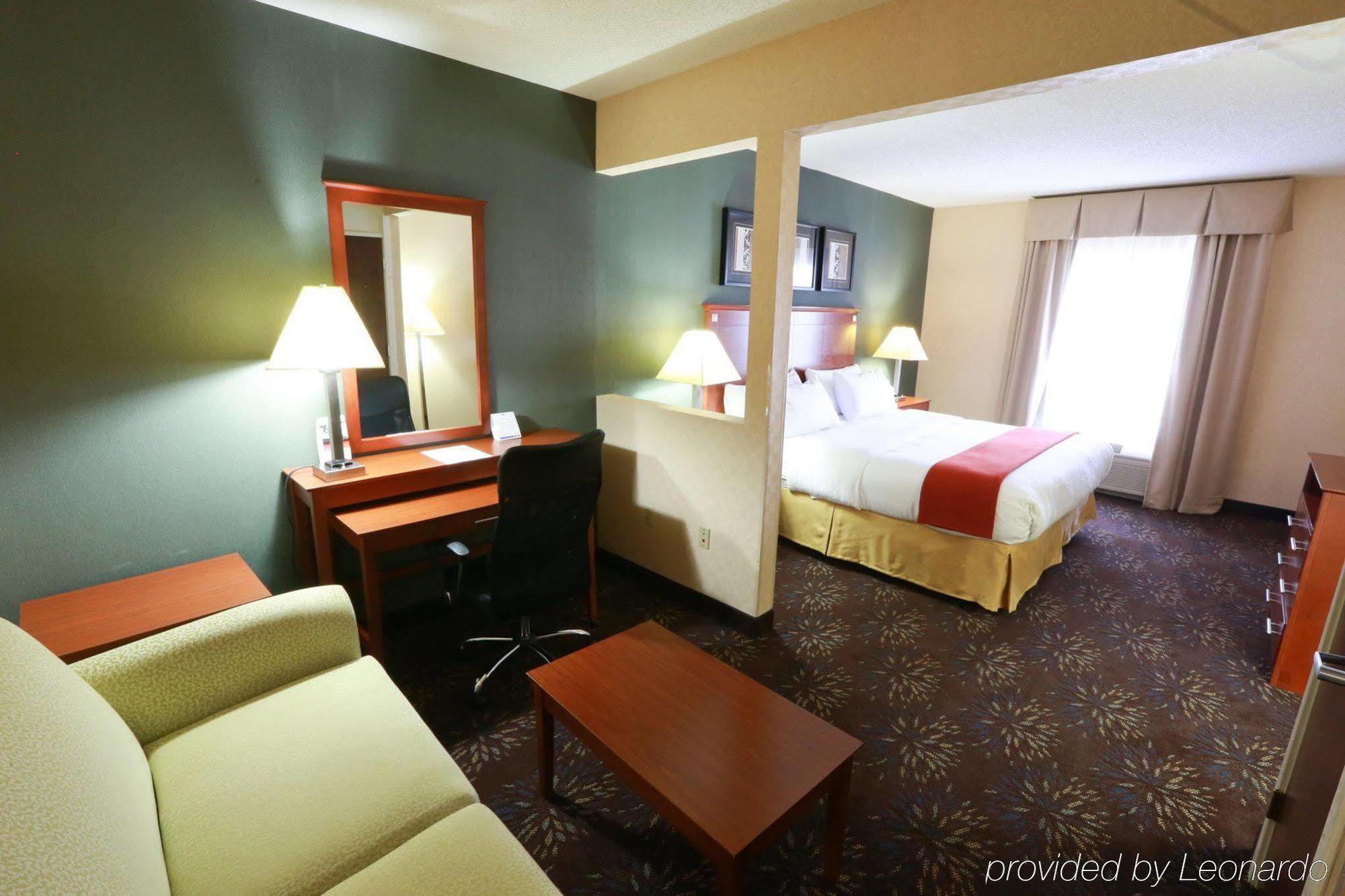 Holiday Inn Express Hotel & Suites West Chester By Ihg Concordville Extérieur photo