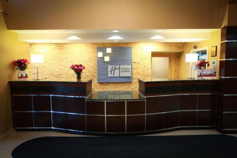 Holiday Inn Express Hotel & Suites West Chester By Ihg Concordville Extérieur photo